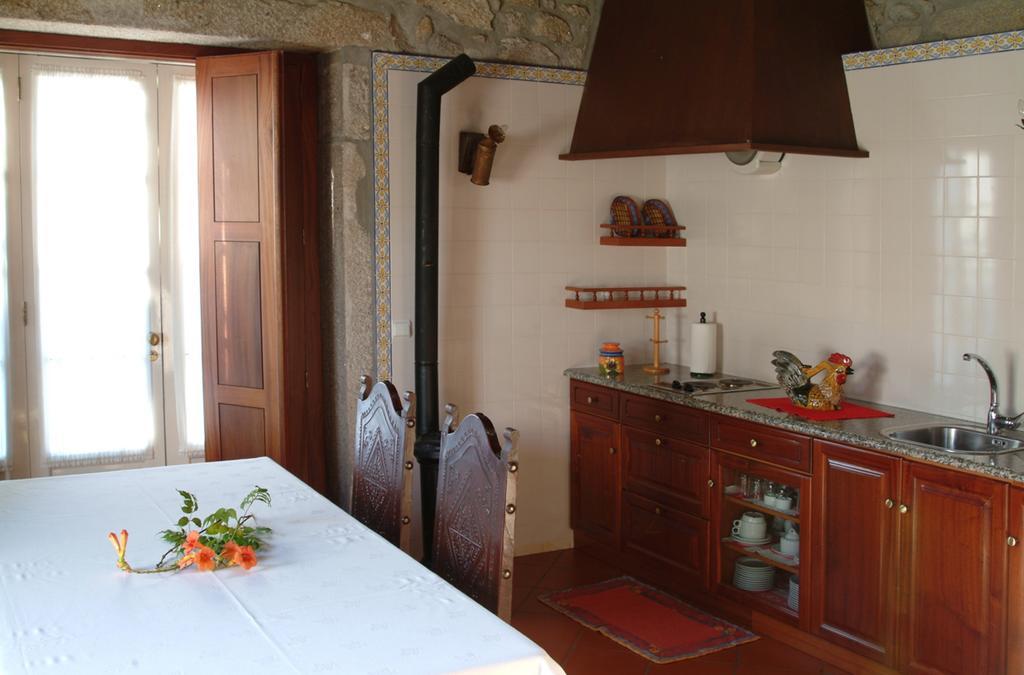 Quinta Do Vale Do Monte Guest House Viana do Castelo Ruang foto