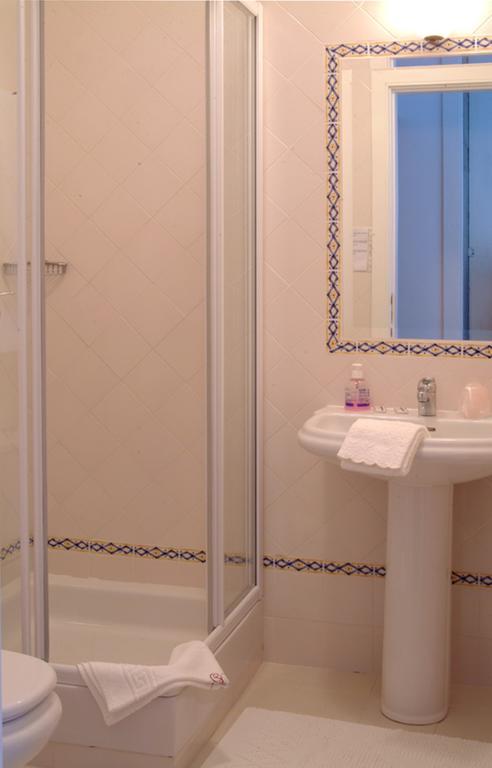 Quinta Do Vale Do Monte Guest House Viana do Castelo Ruang foto